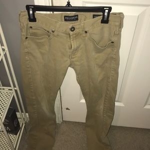 Bullhead Khaki pants *Skinny*